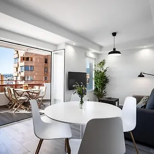 https://sur-suites-palmeras-8-1.1costadelsol.com
